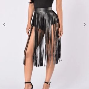 Fashion nova skirt belt